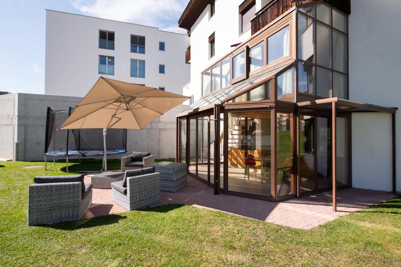Agrimonia - 5,5-Zi Duplex Wohnung Bis 9 Personen Mit Eigenem Garten Давос Екстериор снимка
